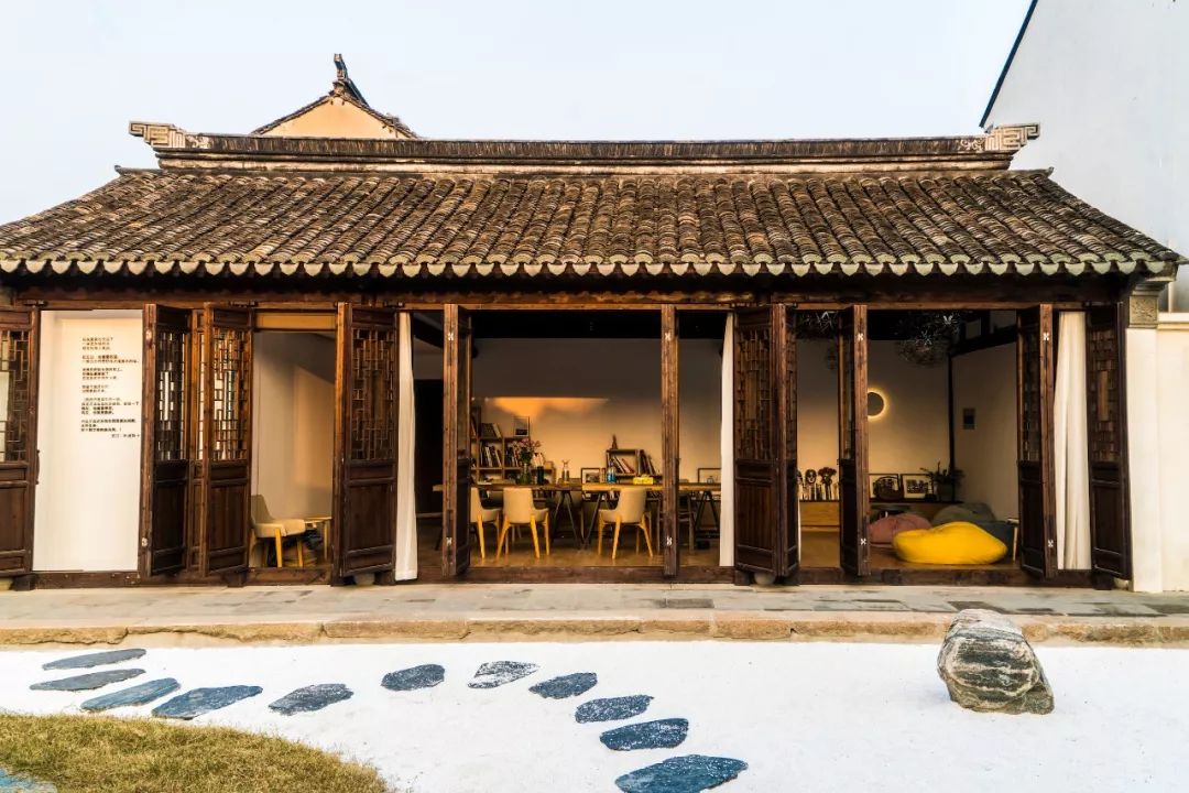 诗意栖居甪直光影墅光影共作伴诗酒趁年华