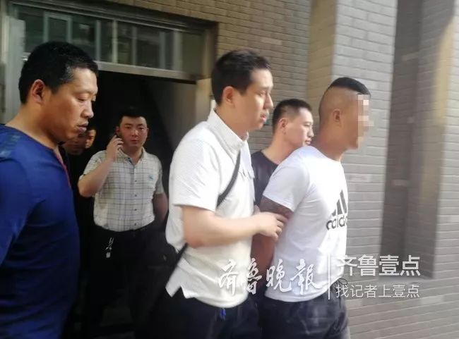 網上逃犯無證駕駛假套牌軋傷民警聊城這名男子被逮住了