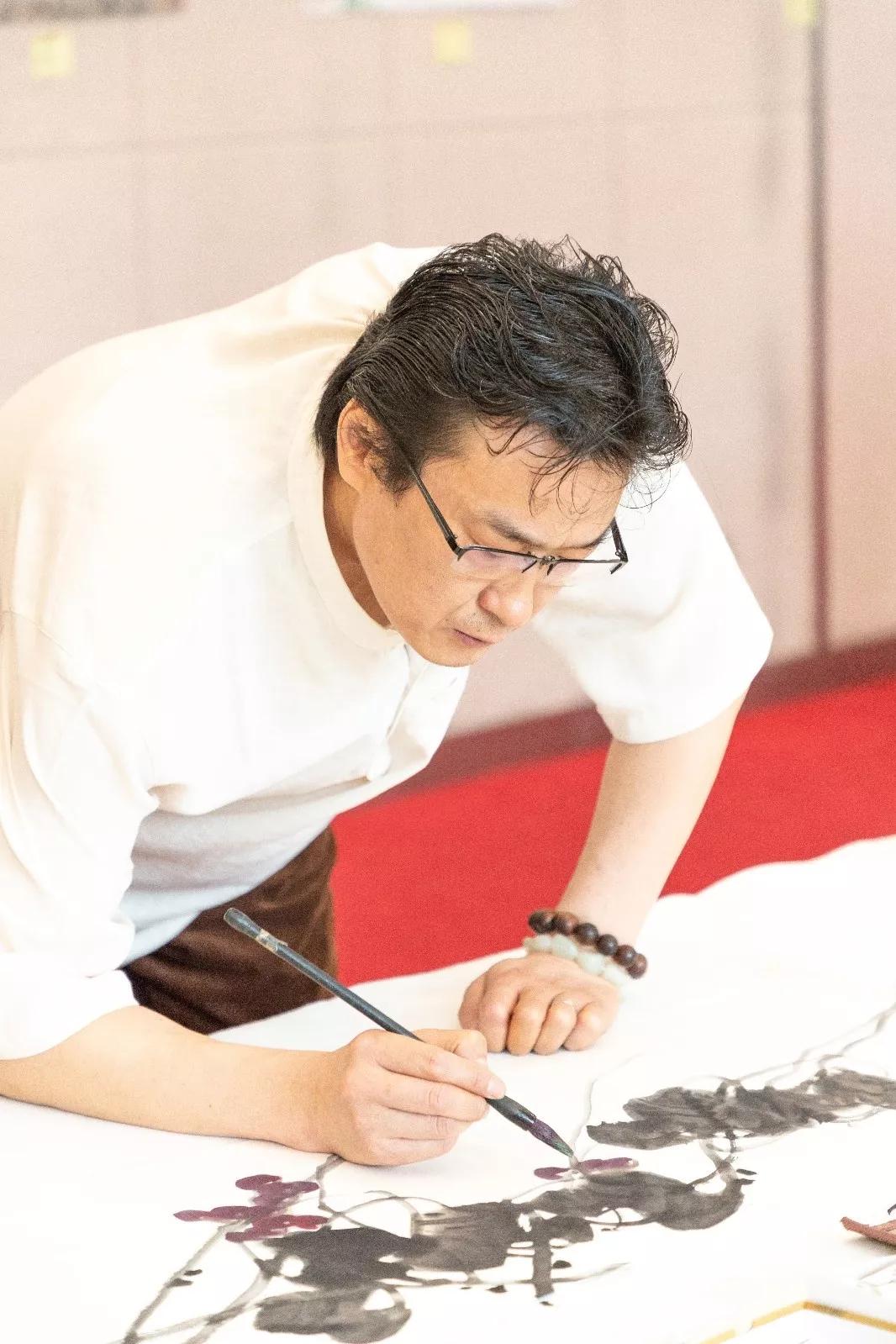 纵横笔会丨现场名家挥毫泼墨展风采