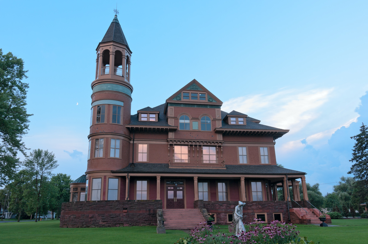 威斯康星州高级,2014年8月31日:42室的安妮女王维多利亚女王,一个独特