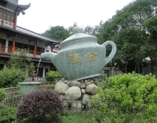 茶金观音茶园基地生产车间"光靠线下的老客户还不够