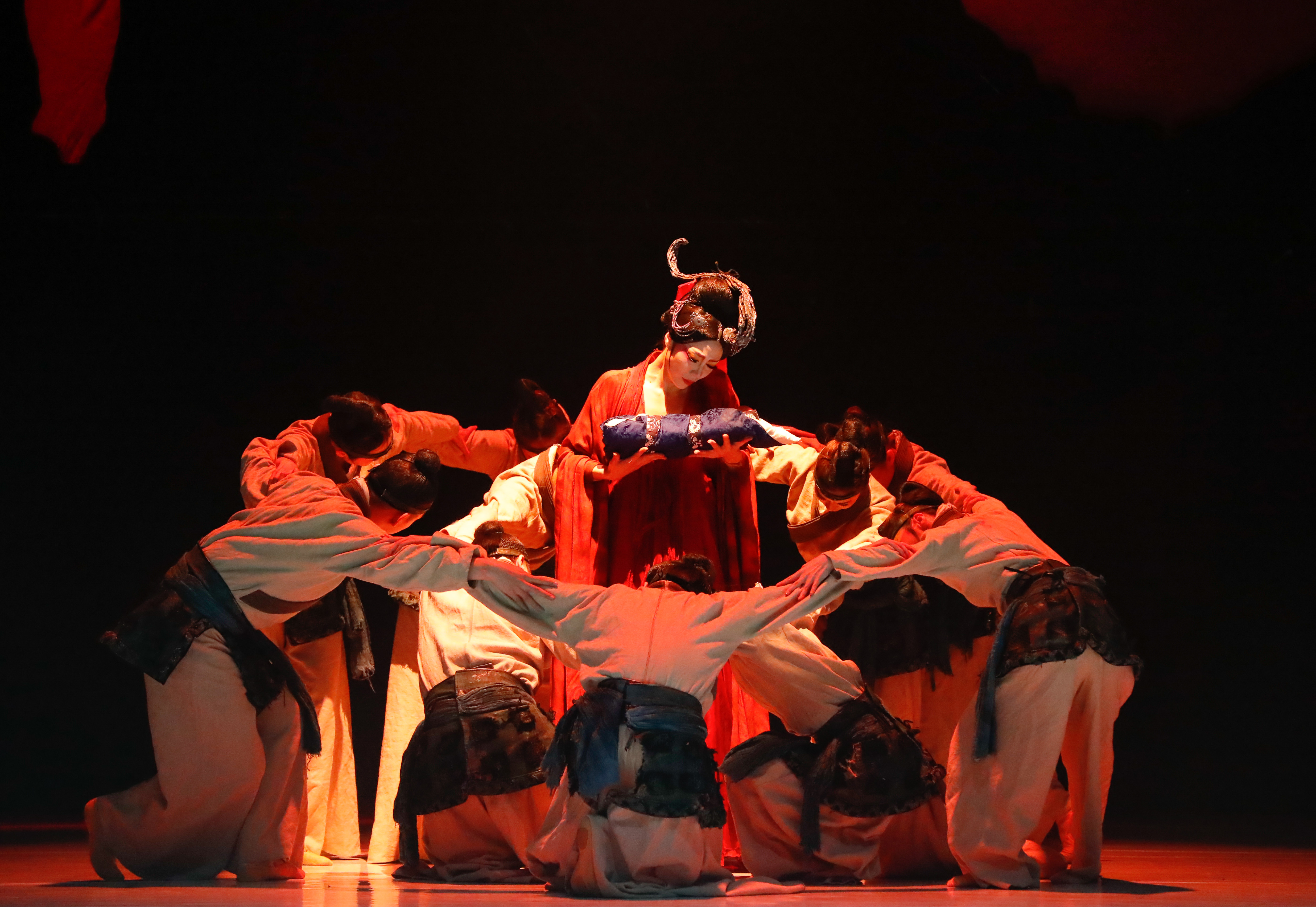 中国歌剧舞剧院舞剧《赵氏孤儿》在韩上演