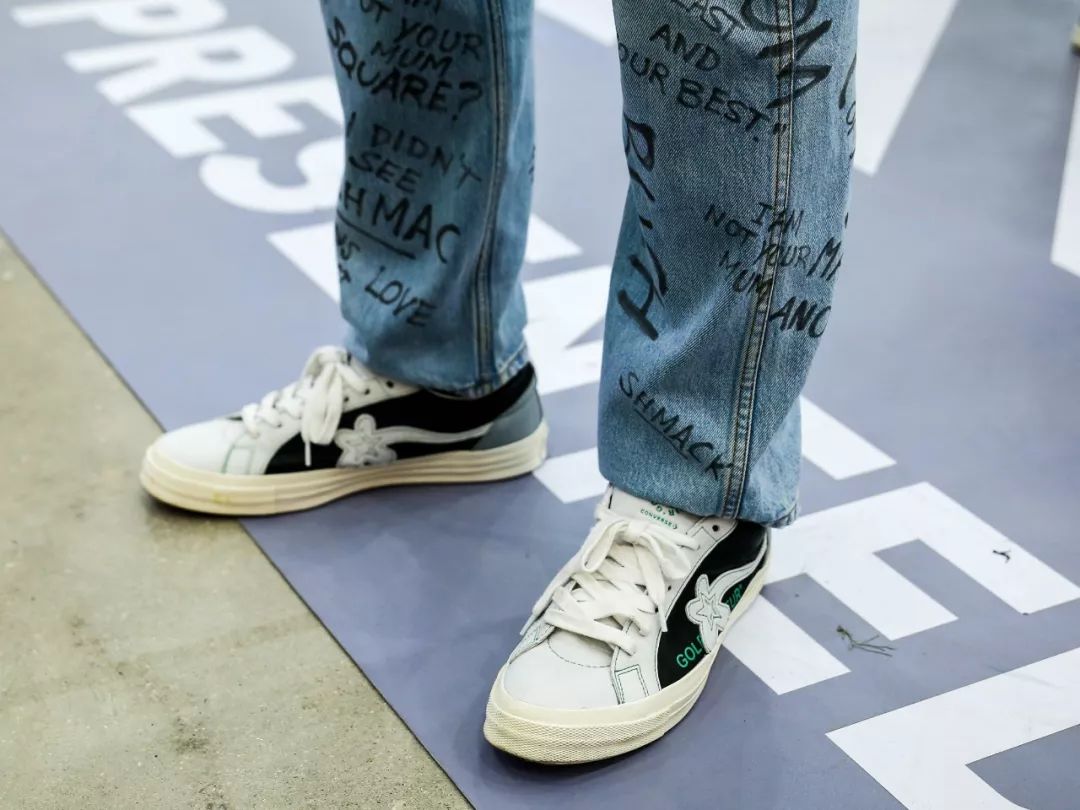 aj,yeezy谁更受欢迎?鞋头的本质也是球鞋复读机?