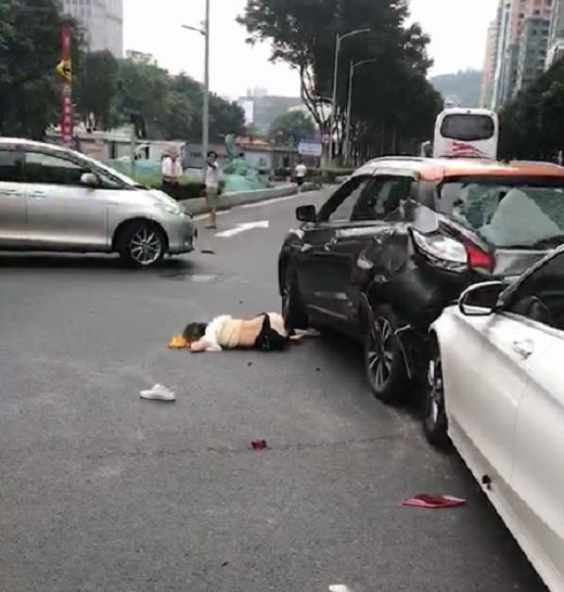 可怕奔驰女司机闹市疯狂撞飞13人原因竟是这个