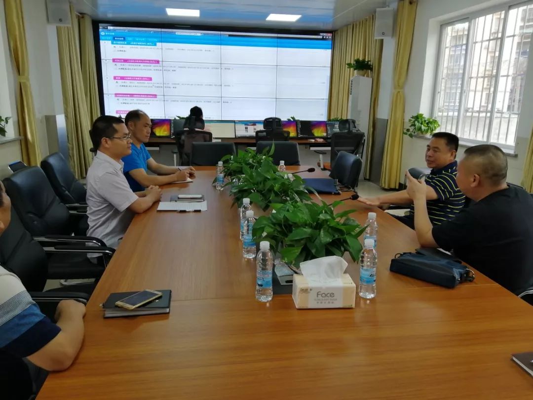 动态丨市环卫处主任刘学文到基层开展调研座谈
