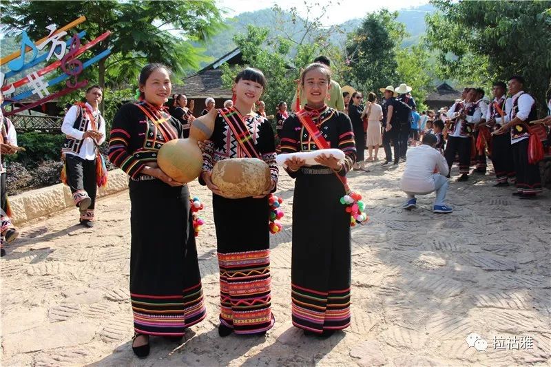 听歌听故事看视频实在舍不得快乐拉祜