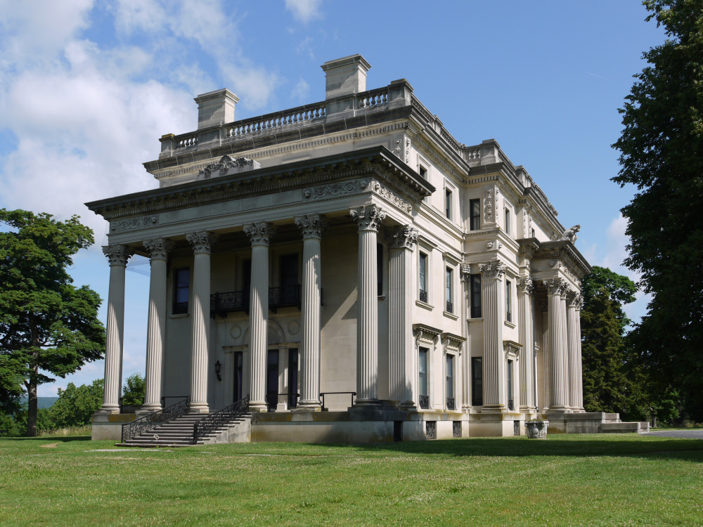 位于佛罗里达州萨拉索塔的林林大厦是美国马戏团老板,开发商和艺术