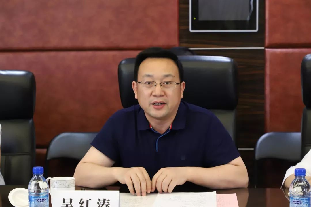 5月22日,中建三局副总经理杨红亮一行到公司开展金融业务合规性检查暨