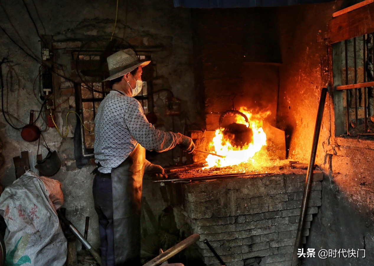 最后的铁匠——13岁开启打铁人生,坚守技艺60年却无以为继