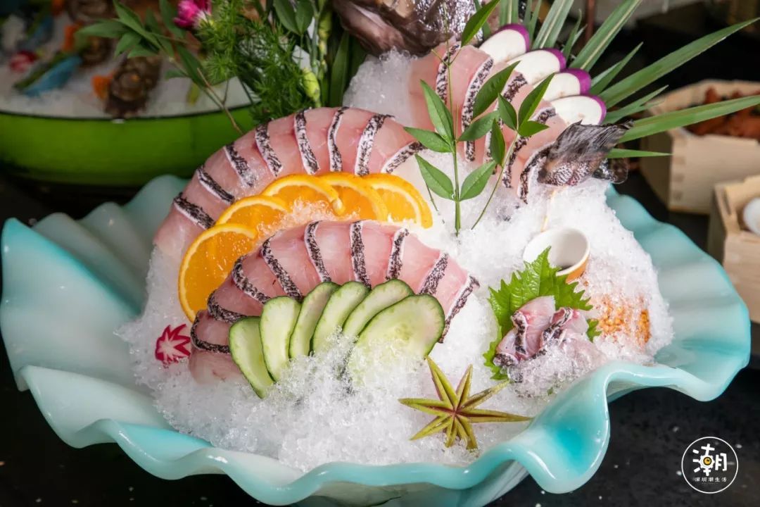 深圳神仙火锅5折开涮360无敌海鲜池10m刺身台太壕了