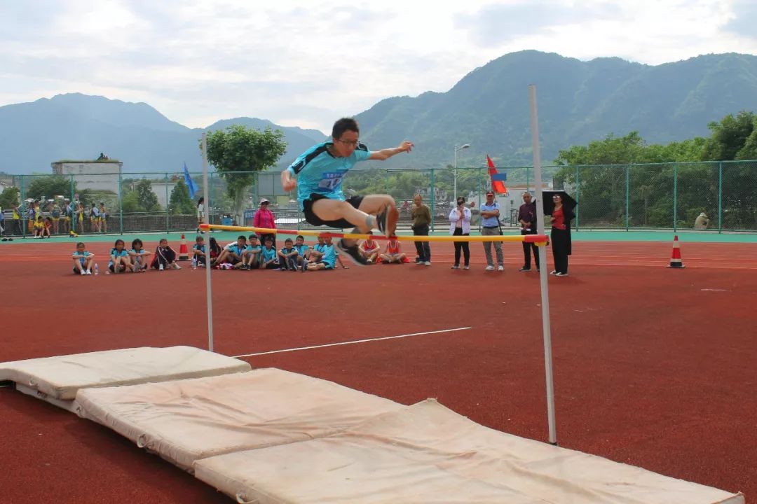 校园动态启航学校在旌德县中小学生田径运动会暨阳光体育大会中取得