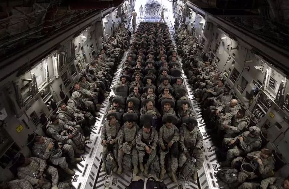 800辆坦克3000部战车20万士兵全部集结完毕这才是要动手征兆