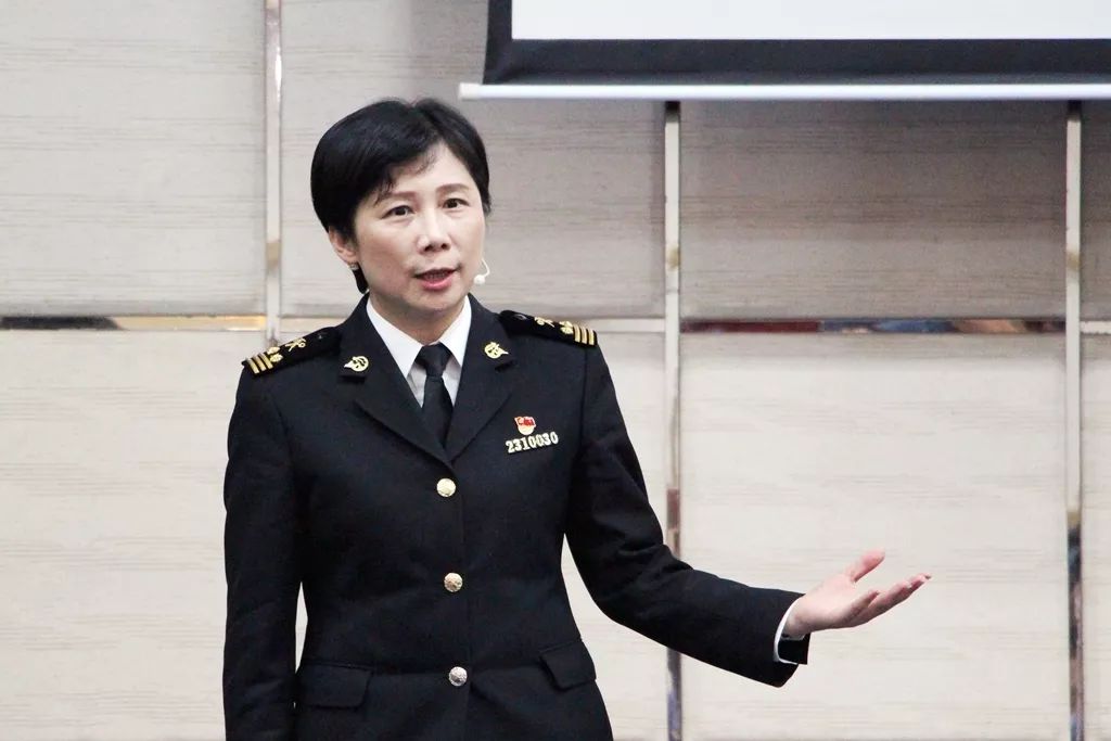 勤勉尽责担当作为吴江海关2019年科长讲坛