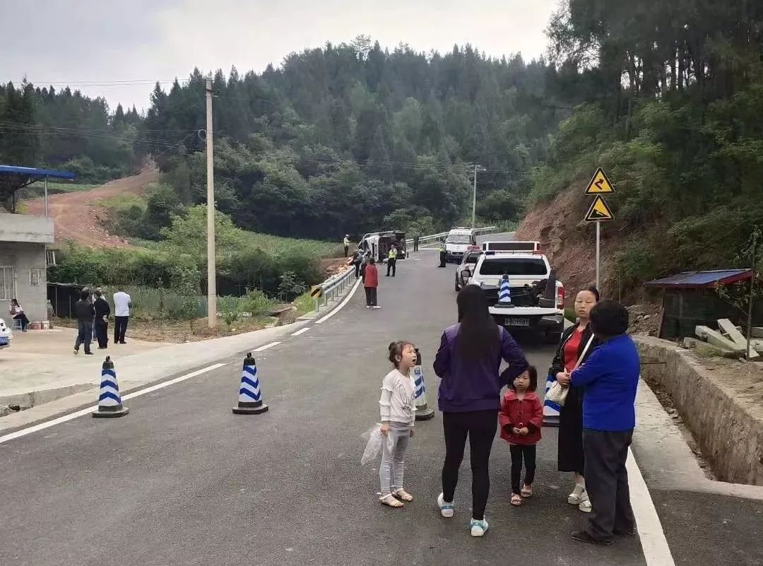 双河口这起车祸,让夫妻俩阴阳相隔