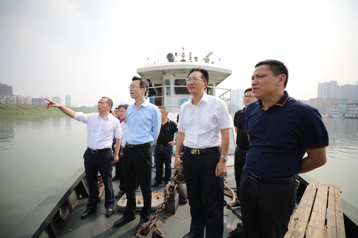 5月22日,珠晖区委副书记,区长,区总河长刘桢干带领区河委会各成员单位