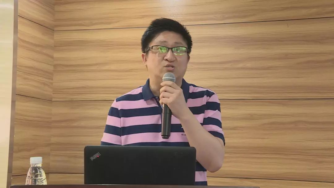 上海儿童医学中心的耳鼻喉科专家乔艺主任,作《过敏性鼻炎的诊断和