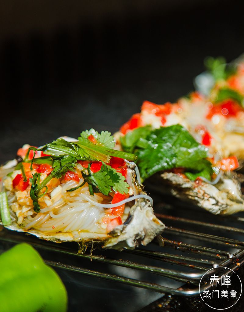 赤峰这家海鲜烧烤店的生蚝竟敢卖到5毛钱一只!快去给老板上一课!