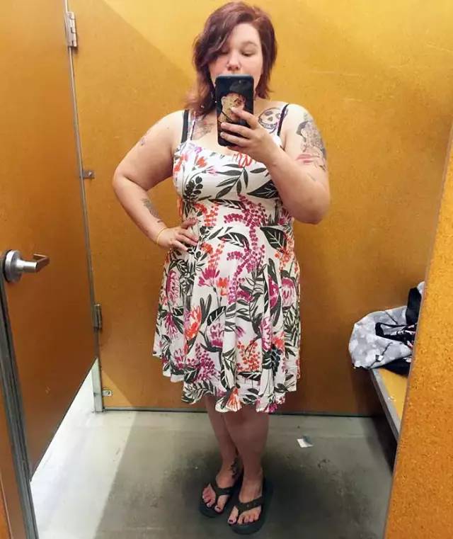 硬核英国辣妈直到生了才知道自己怀孕生娃前还参加军队防暴训练