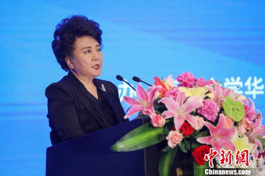 首届华智论坛在南京开幕搭建全球治理创新侨梁
