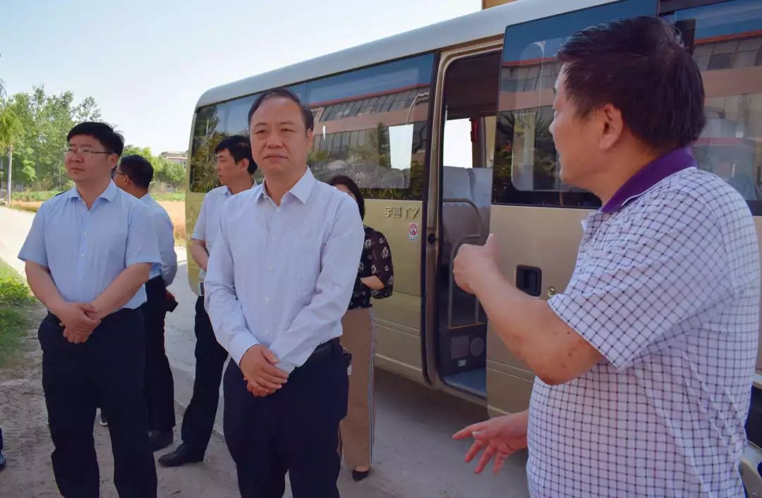 任何人都不能借高铁征拆之机发不义之财5月28日前要拆完