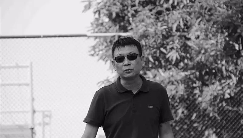 向中农老对手军体老教练马巍然致敬老兵不死只是凋零