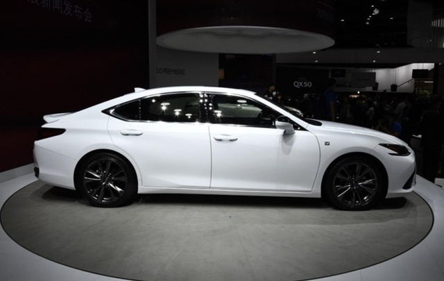 豪华品牌大排量自然吸气车,也就它了!