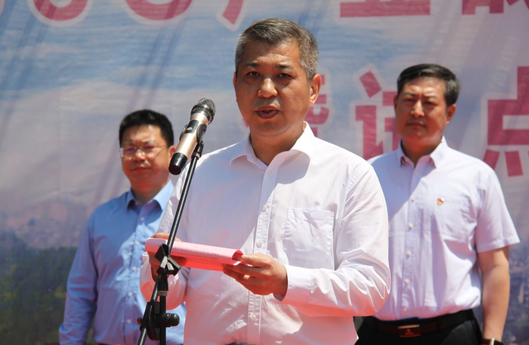 殷锡瑞在仪式上致辞,他说,5g是新一代信息通信技术发展的重要方向,对