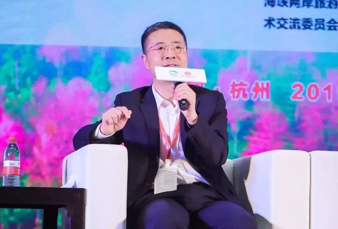 恩施州委常委,副州长李岩在会上发表建议