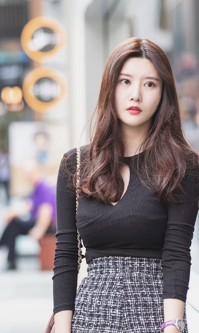 亭亭玉立大眼睛女孩儿邻家姐姐的感觉