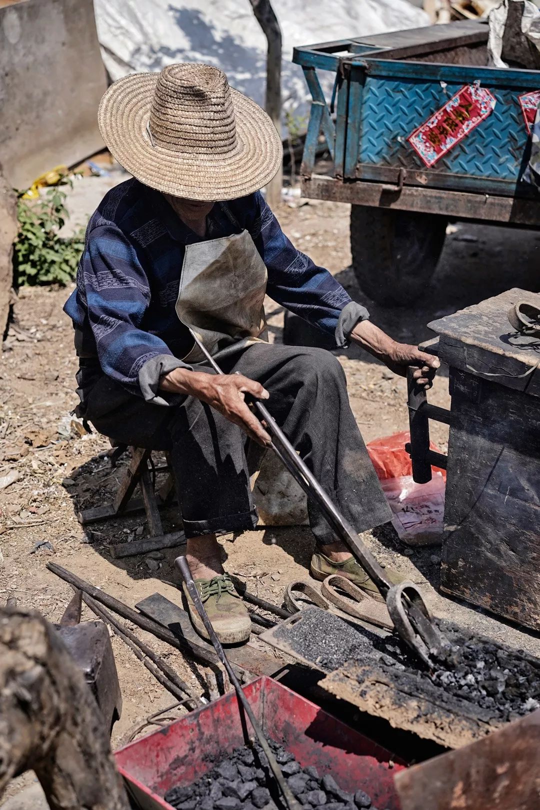日照手艺人丨铁打的打铁匠