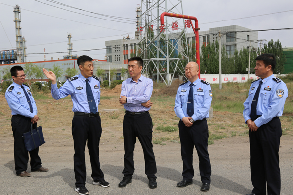 章中全同志督导检查盐池县公安局扫黑除恶工作