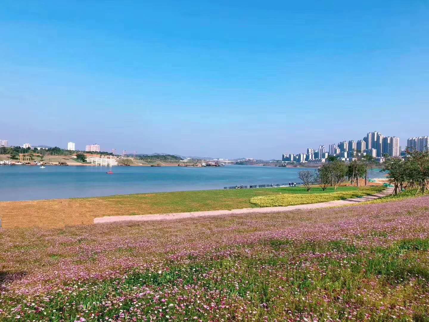 南宁阳光城丽景湾居长于江畔携于都市繁华