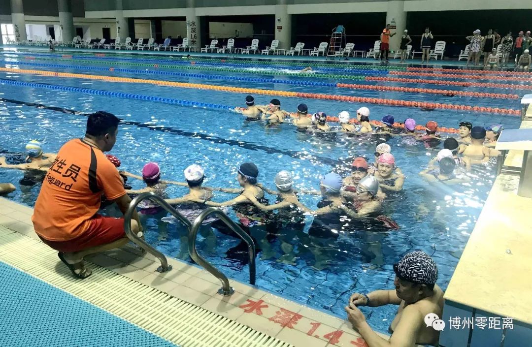 打卡训练,免费培训,博州全民健身游泳培训班开班啦!