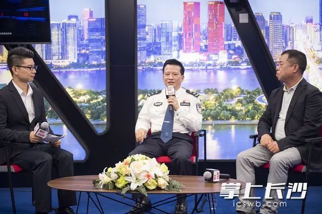 副市长,市公安局党委书记,局长唐向阳受邀参加市委政法委,长沙晚报