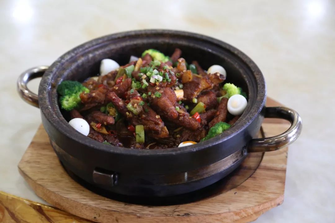 灵武好味道世间万物唯有爱与美食不可辜负快点进来领取今天的优惠