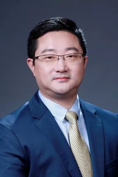 姚陈中山大学附属第一医院血管外科副主任,主任医师