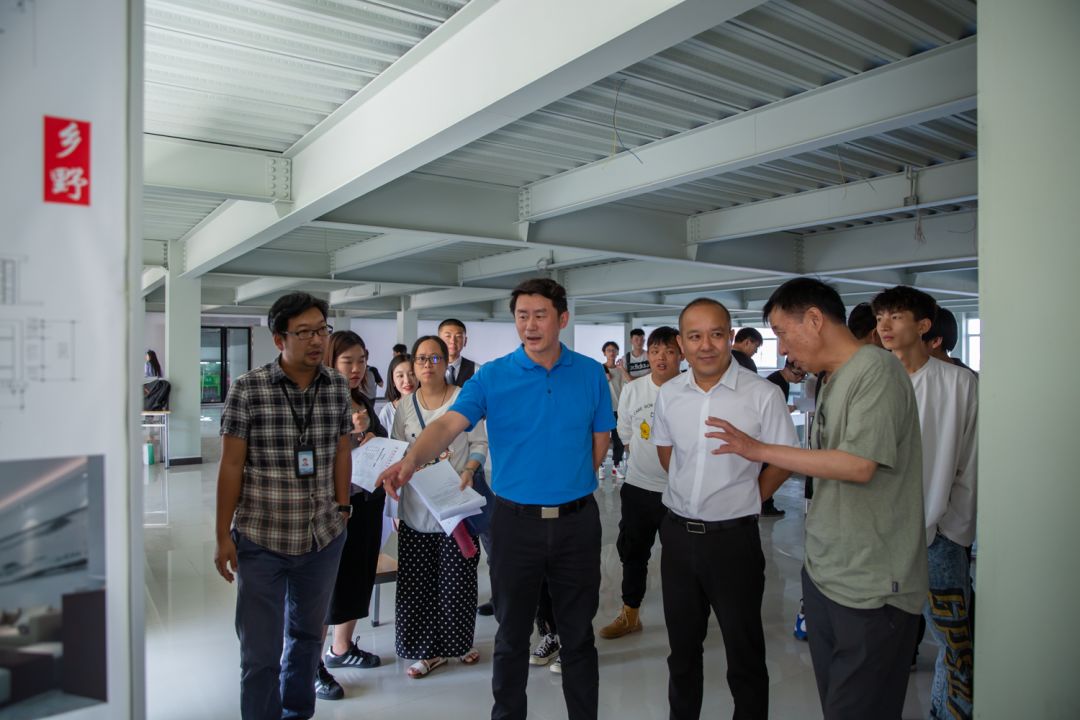 黄吉淳教授指导毕业设计