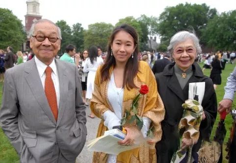 77年爱情传奇他征服世界却独爱她一生