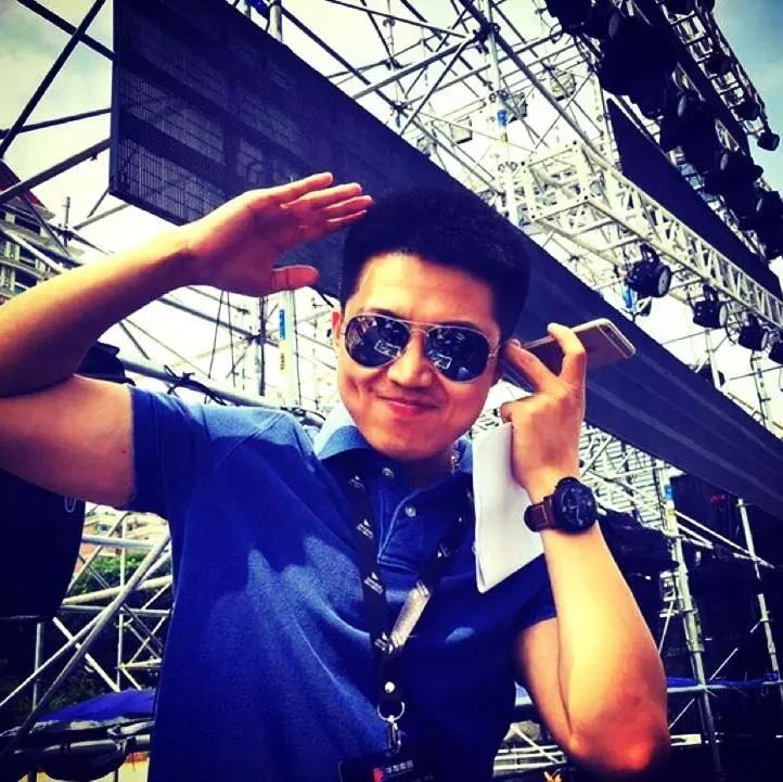 人物| 央视主持人黄彬原:热爱让一切困难都不是困难