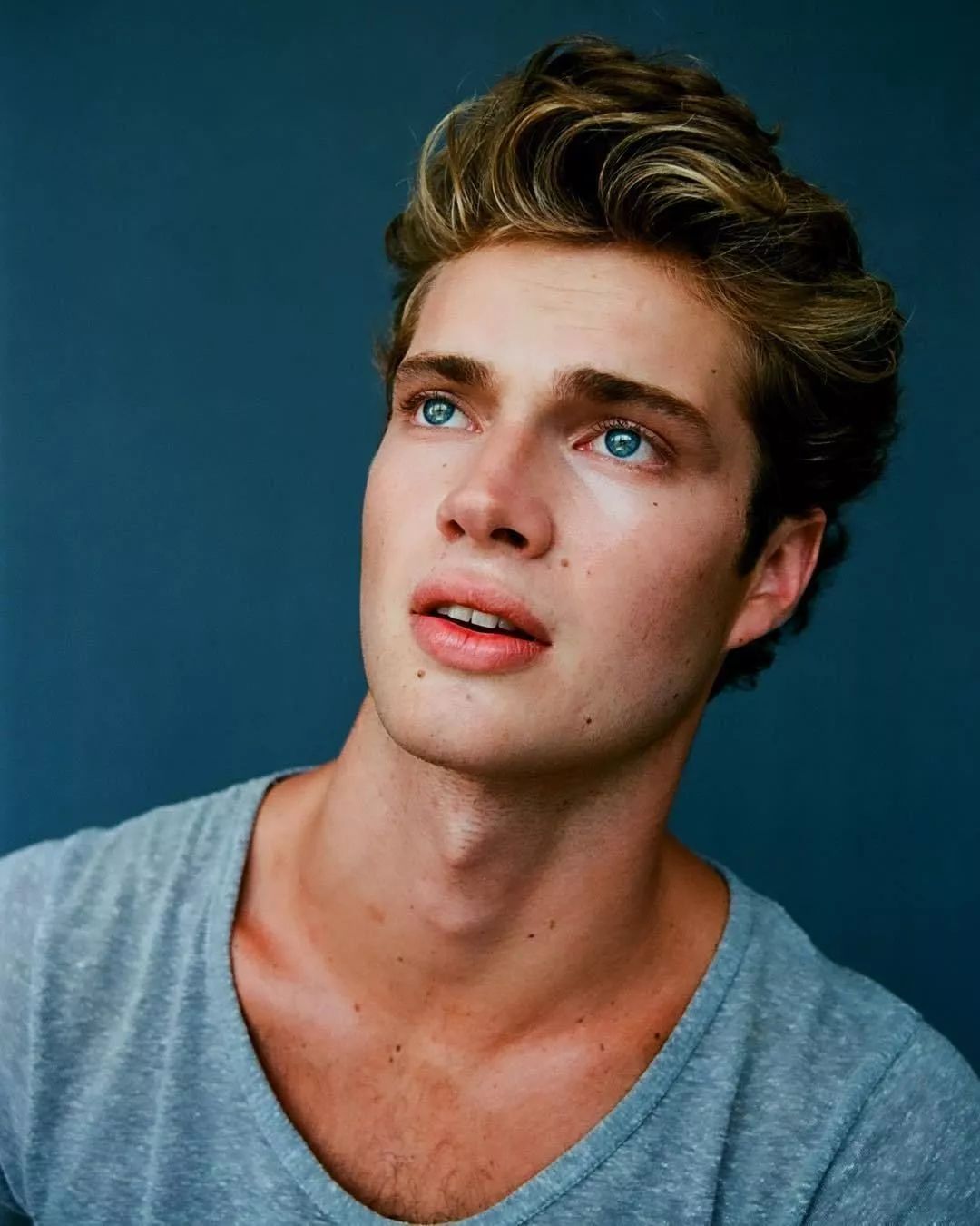 非常具有古典美的南非男模luke volker,我可以!