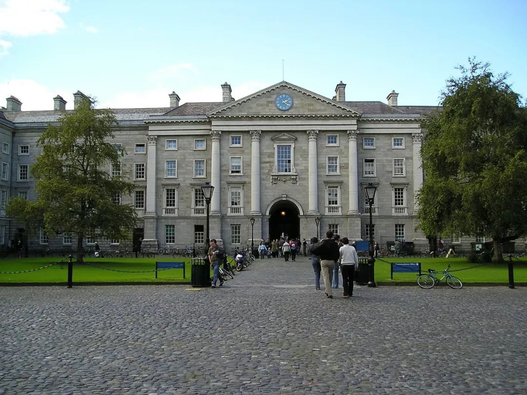 考克大学(university college cork)和爱尔兰国立利莫瑞克大学