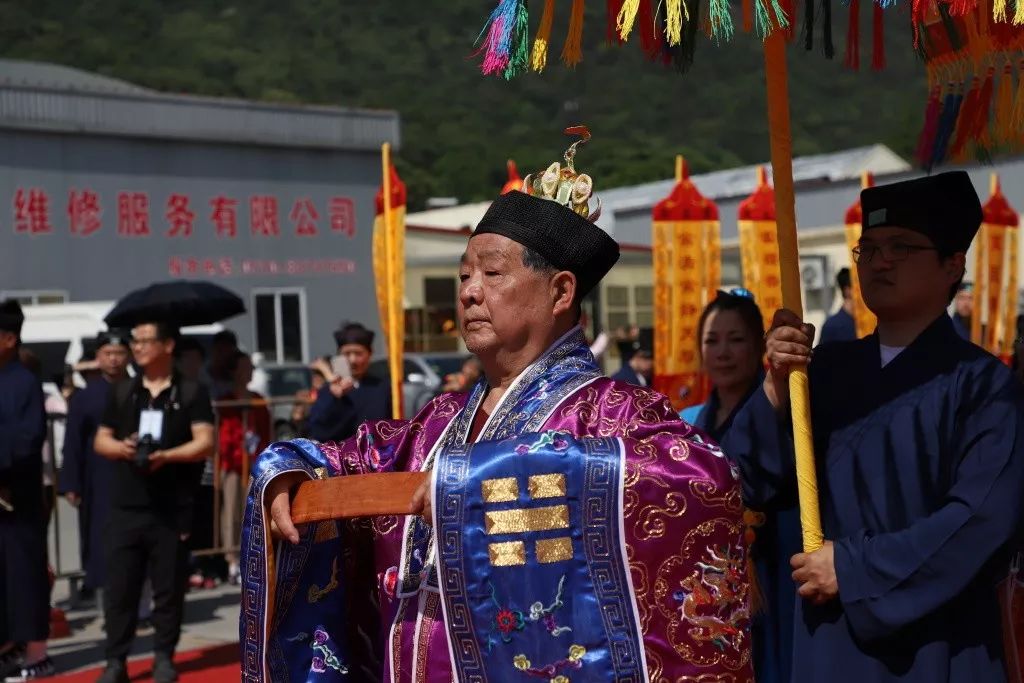 图集无锡白云观己亥年太上祝国裕民黄籙大醮今日隆重开幕请神接驾