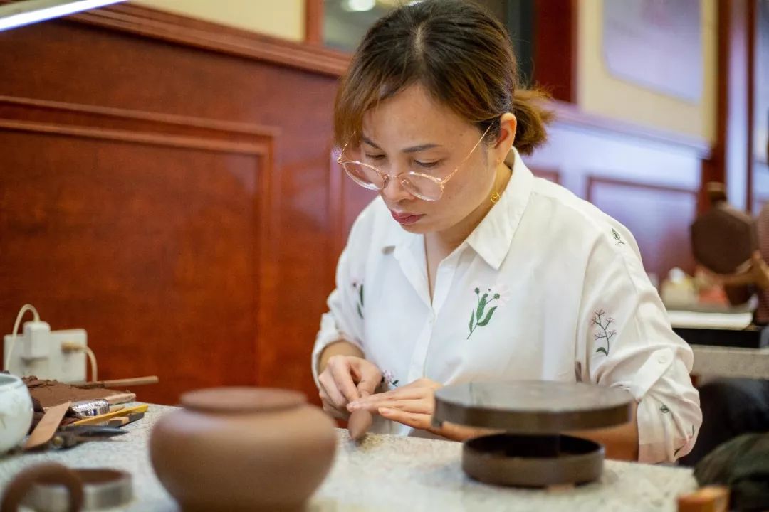谁才是宜兴的紫砂壶匠心艺人?这一次由你来选择!