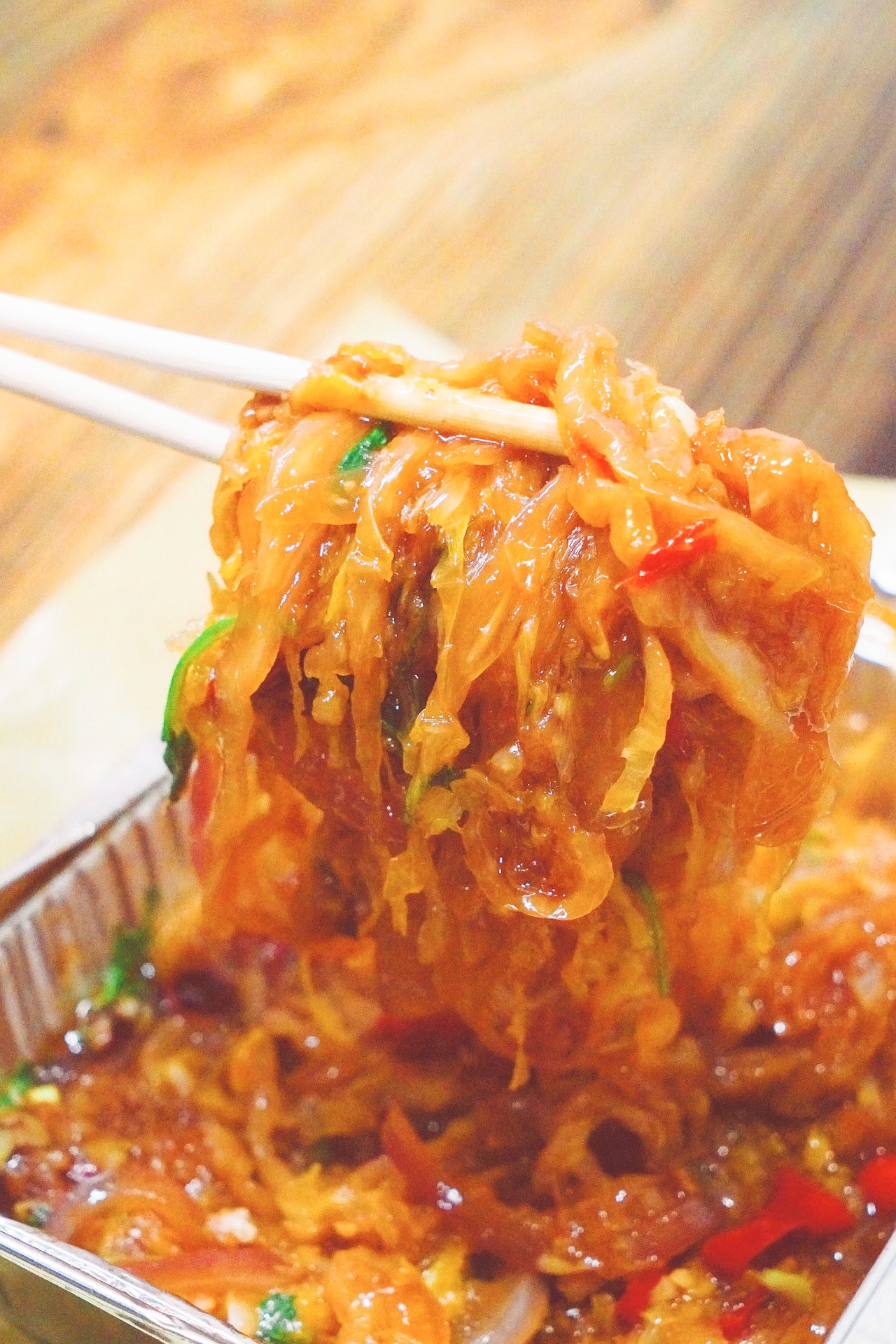 海鲜2毛吃铁北居民区这家烧烤白菜价卖海鲜