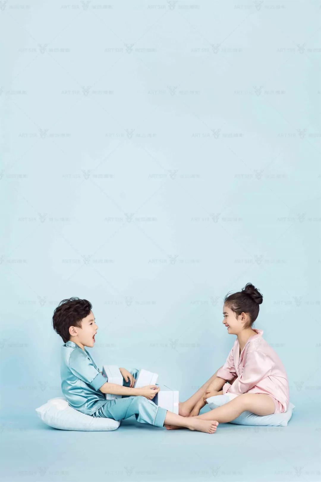 二胎时代石家庄这两个宝宝的童年照红遍全网