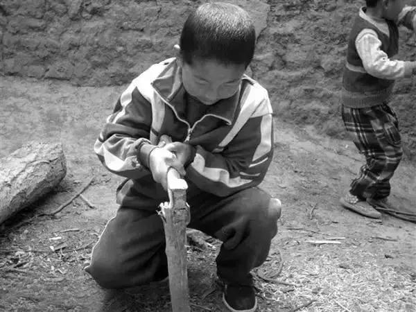 这些老照片,献给我们回不去的童年!_小时候