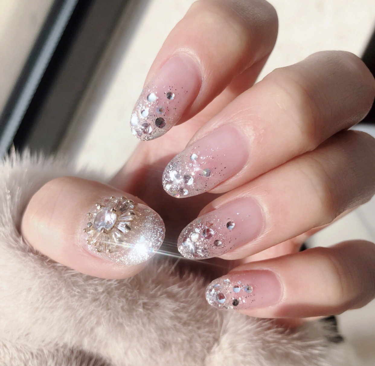 原创超级bling的亮片渐变美甲教程五毛钱特效的美甲也很仙