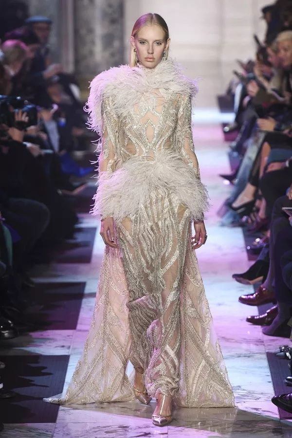 论高定中的钉珠刺绣窒息之美,elie saab 2018春夏高定系列不能错过!