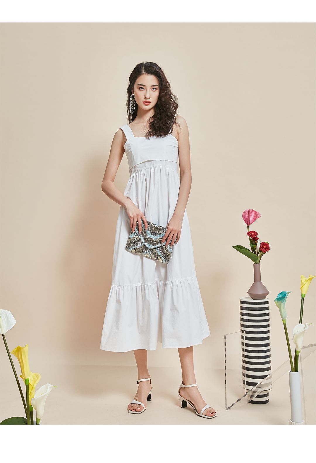 justzzu夏新品一袭白裙清浅笑醉了芳华