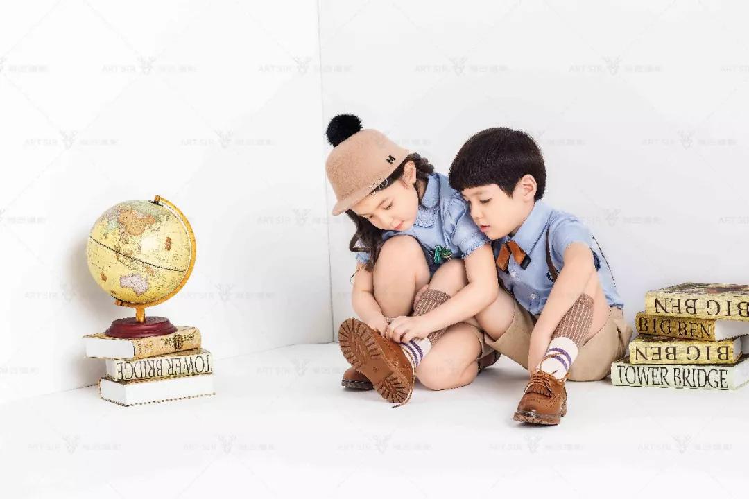 二胎时代石家庄这两个宝宝的童年照红遍全网